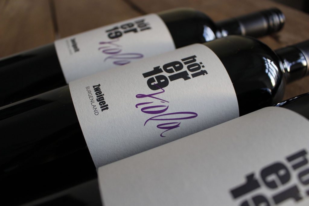 Weinlinie »viola« für die Deutschkreutzer Weinmanufaktur