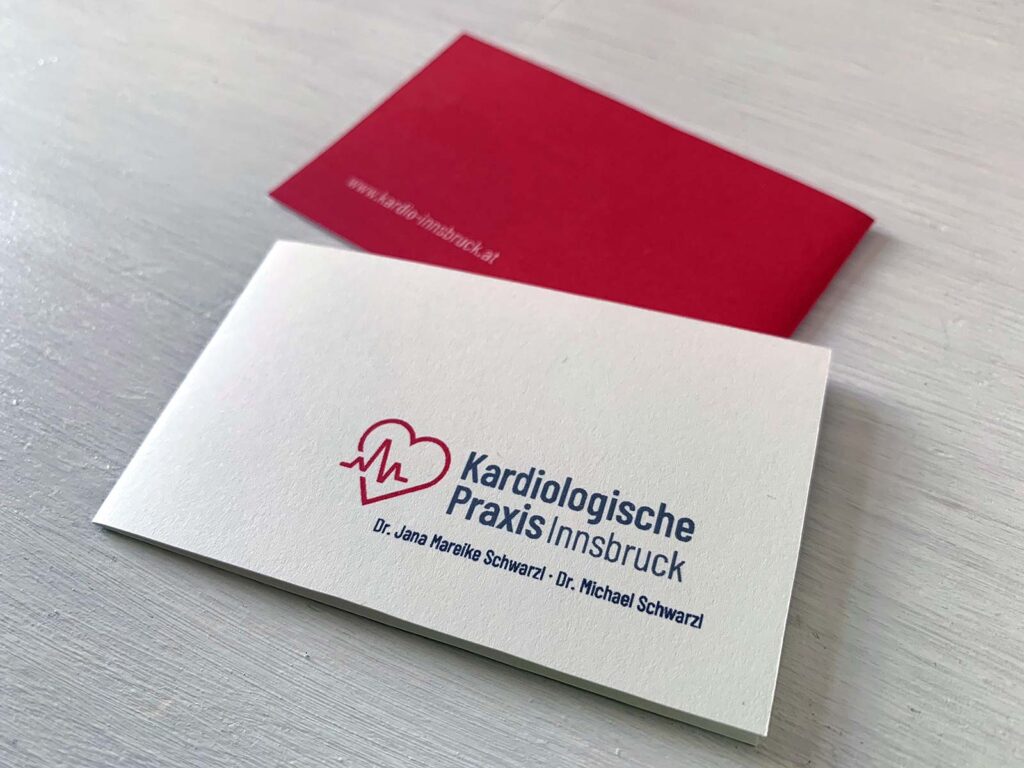 Logo und Drucksorten für die Kardiologische Praxis Innsbruck | © fein fein