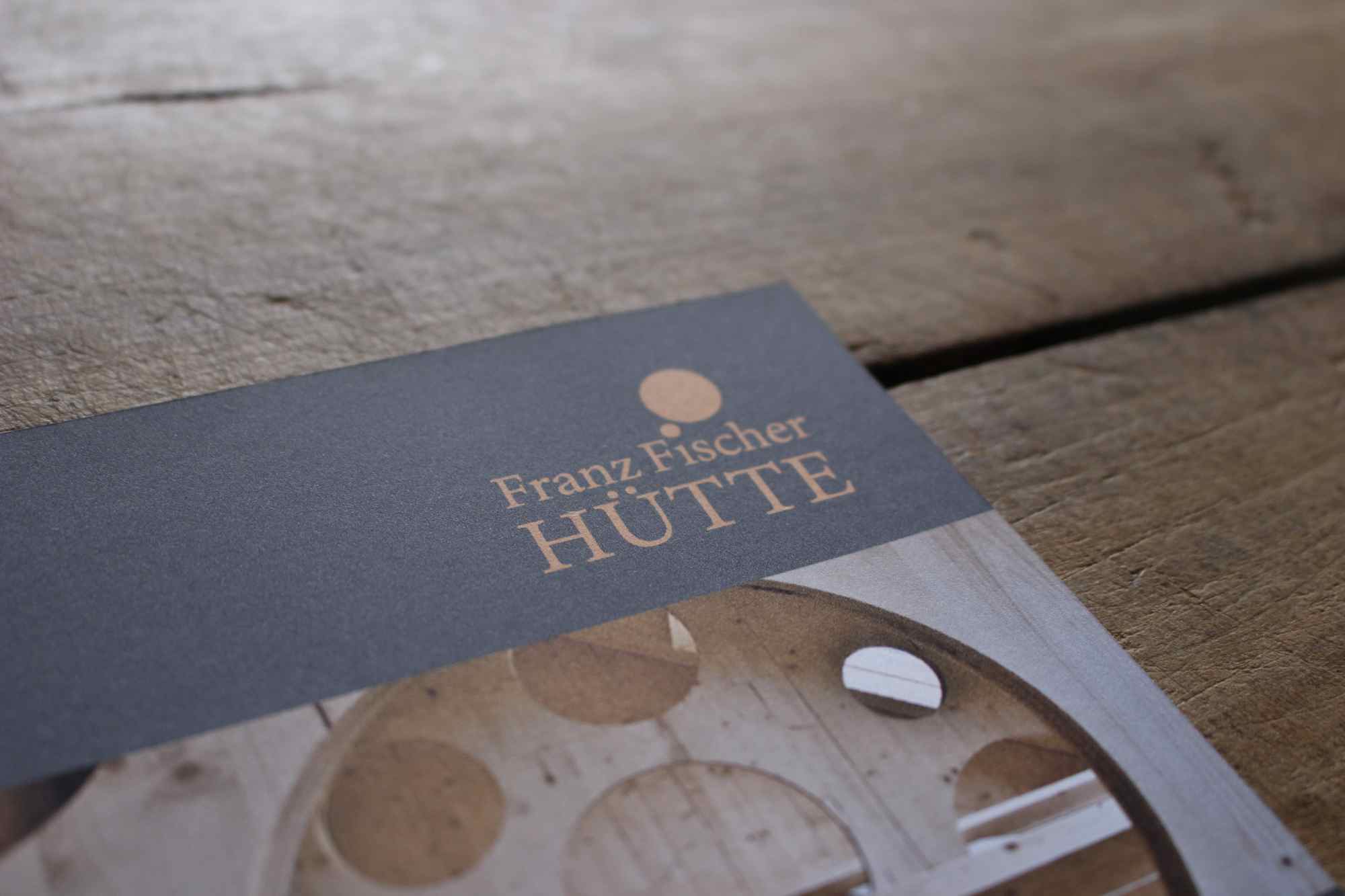 Logo und Drucksorten für die Franz-Fischer-Hütte | © fein fein