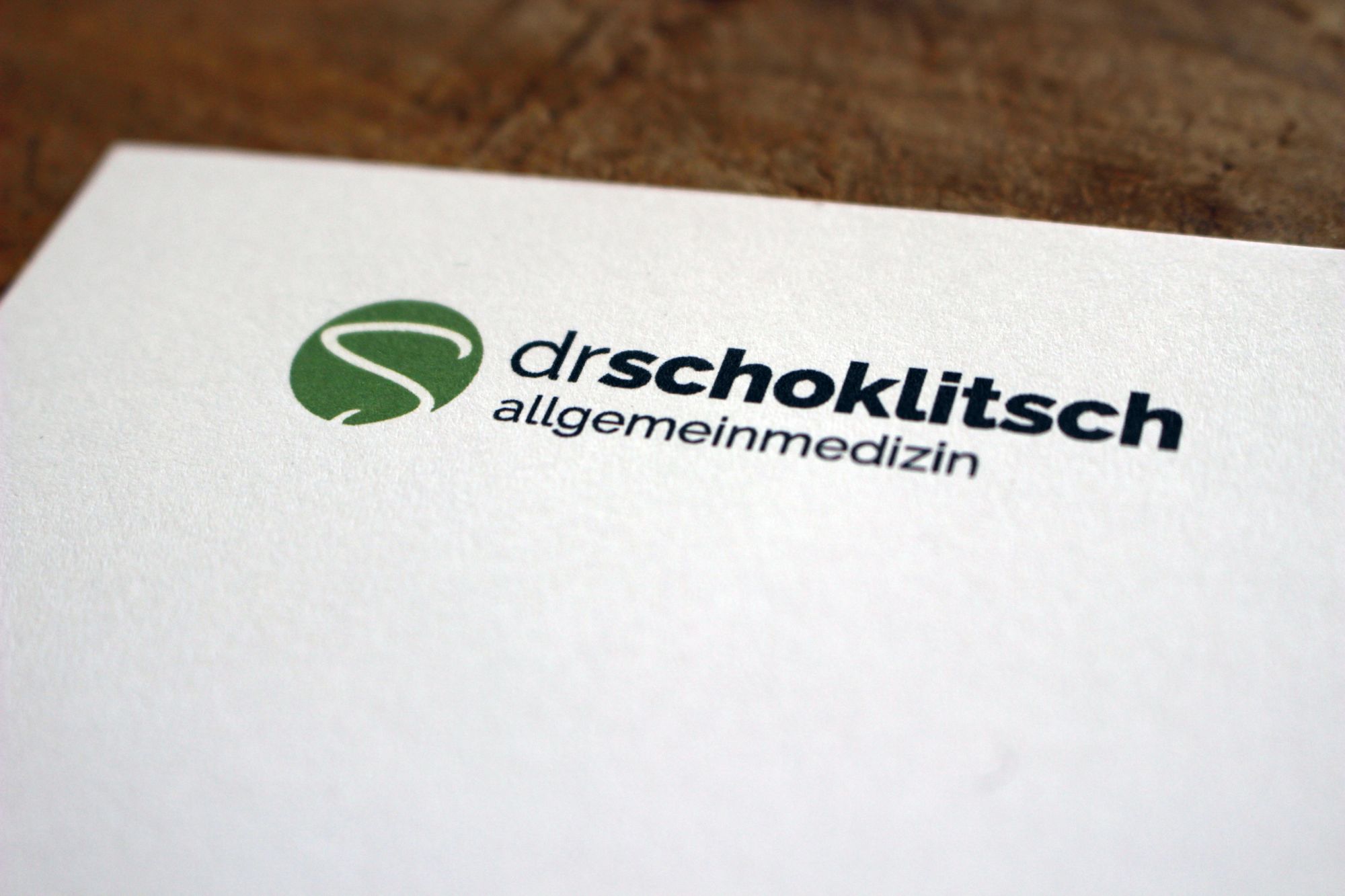 Corporate Design und Geschäftsausstattung für Dr. Nico Schoklitsch