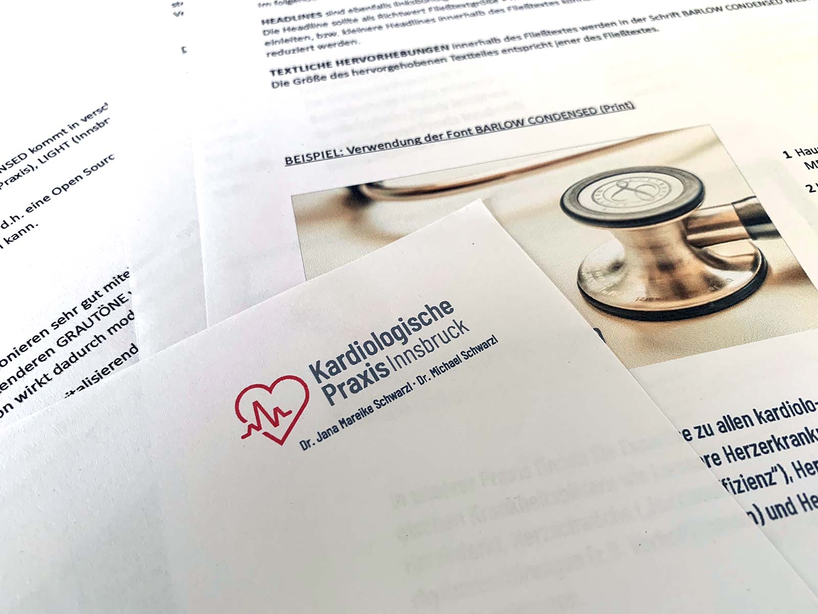 Logo und Drucksorten für die Kardiologische Praxis Innsbruck | © fein fein
